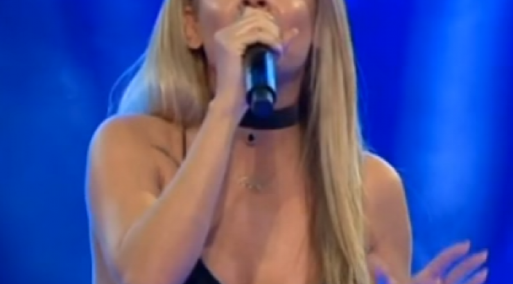 Η Κύπρια Ειρήνη Λανάρα που συμμετείχε στο “The Voice” σε καυτές στιγμές!