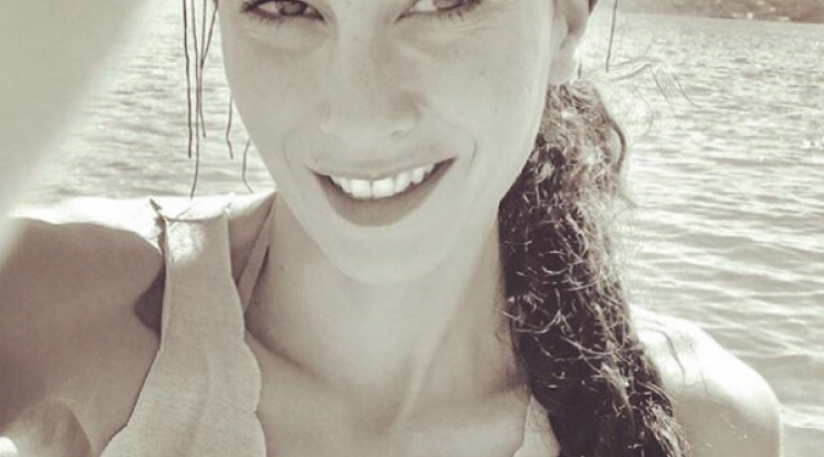 Βαρβάρα Λάρμου: Ποζάρει με μαγιό και εντυπωσιάζει!