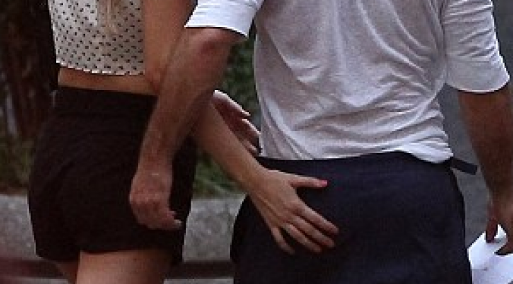 Διάσημο ζευγάρι σε τρυφερά τετ α τετ!