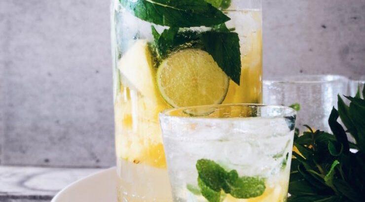 5 λόγοι που πρέπει να πίνεις το πρωί νερό με λεμόνι!