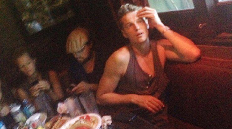 Τι έκανε ο Leonardo Di Caprio στον αγώνα Βραζιλίας-Γερμανίας; [εικόνες]