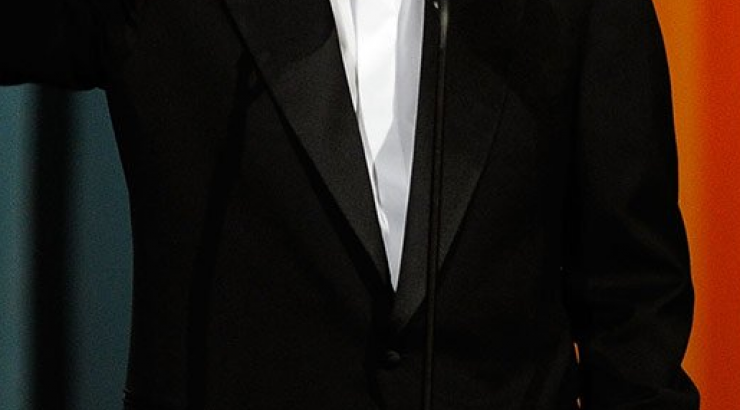 Αγνώριστος πασίγνωστος παρουσιαστής!