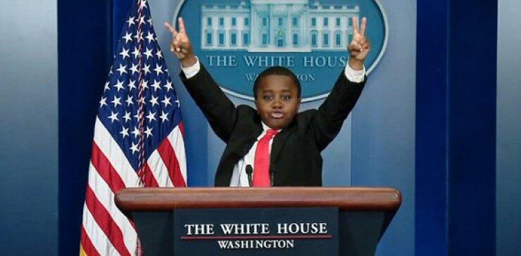 Μήπως περιμένατε κάποιον άλλο;