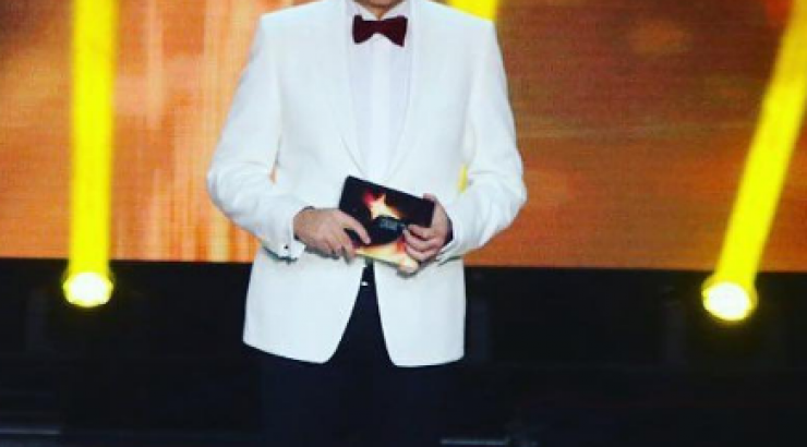 Σε αμηχανία η Φαίη Σκορδά με το "σ΄αγαπώ" του Γιώργου Λιάγκα on camera!