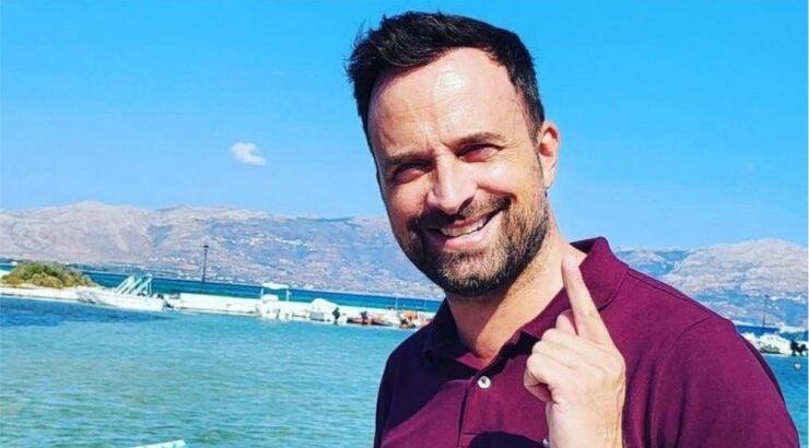 Γιώργος Λιανός: Η βόλτα με την νεογέννητη κόρη του που λατρέψαμε [εικόνες]