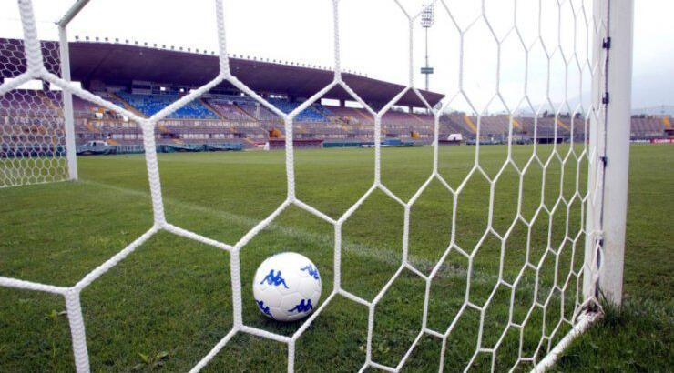 Σάλος: Ποδοσφαιριστής και σύντροφος επώνυμης Κύπριας υπέγραψε στα κατεχόμενα