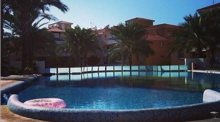 Ποιος ποδοσφαιριστής του ΑΠΟΕΛ έχει αυτή την θέα στην έπαυλη του;