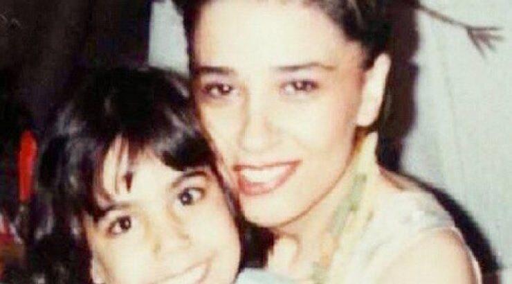 Νεαρή Kύπρια ηθοποιός ολόιδια η μαμά της