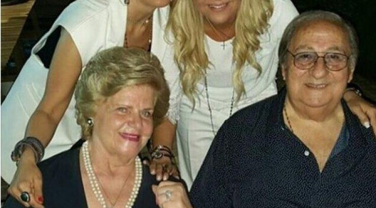 Έλενα Αντωνιάδη - Γιούλα Αραούζου: Οι ευχές τους για τα γενέθλια της μαμά τους