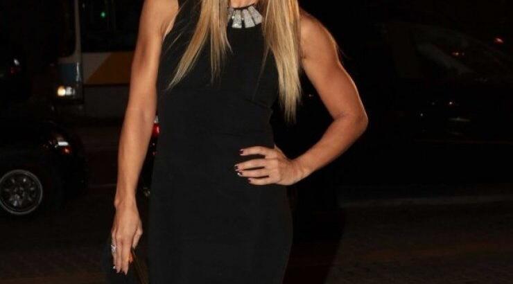 Ελένη Πετρουλάκη: Δείτε πρώτη φορά τη μητέρα της νεότατη και κομψότατη