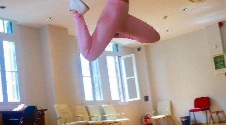 Τα ανοίγματα φωτιά επώνυμης Κύπριας ηθοποιού!