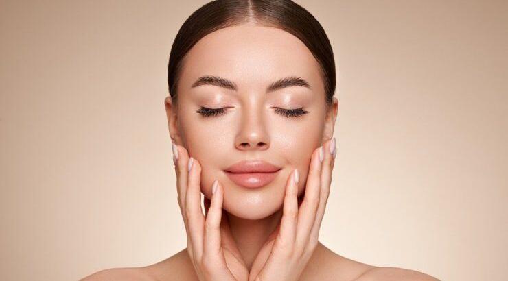 5 βήματα από την makeup artist για να κάνεις contouring στα χείλη