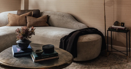 ”Σταματήστε να σχεδιάζετε ένα μικρό σπίτι μόνο και μόνο γύρω από την αποθήκευση”