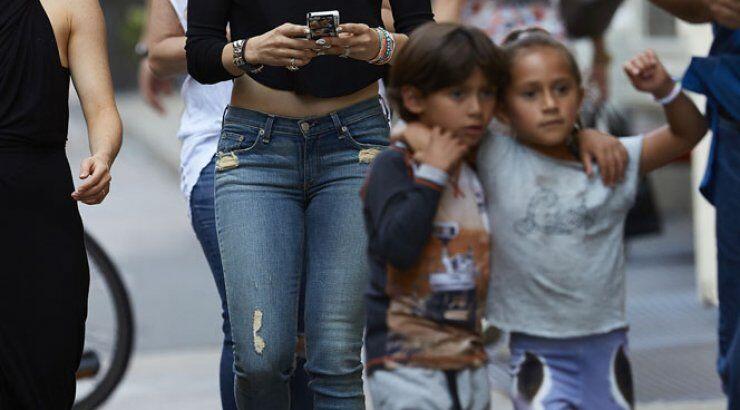 Jennifer Lopez: Για shopping μαζί με τα διδυμάκια της [εικόνες]