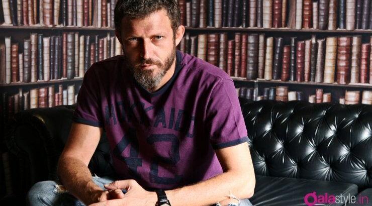 Δείτε την κούκλα κόρη του Σοφοκλή Κασκαούνια