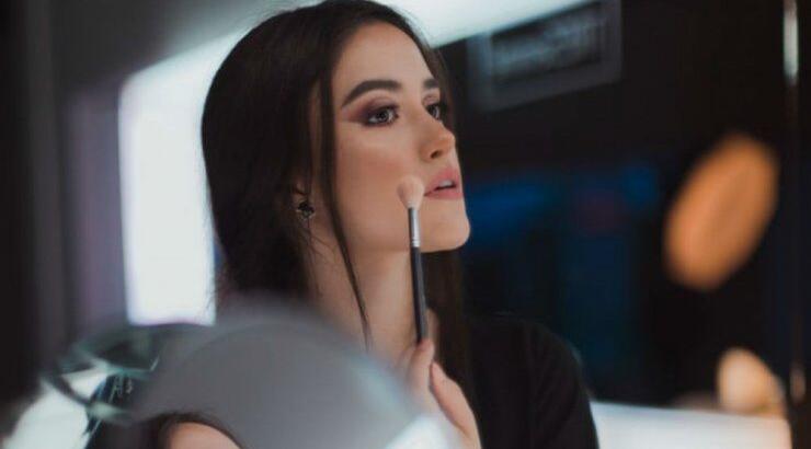 Τρία έξυπνα tips για να εφαρμόζετε σωστά το foundation!