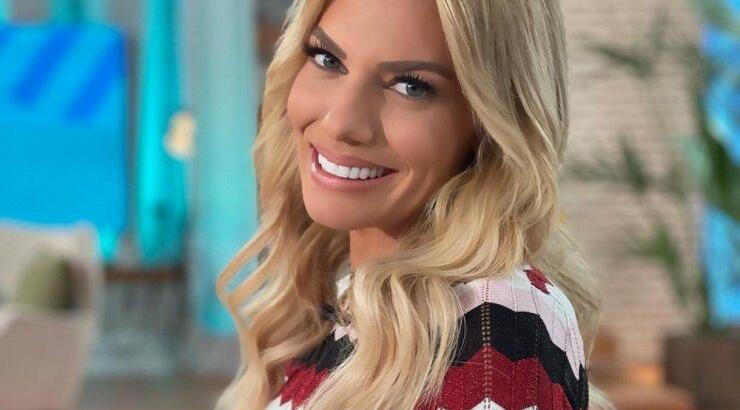 Ιωάννα Μαλέσκου: Ποζάρει με τον κούκλο αδερφό της! [εικόνα]