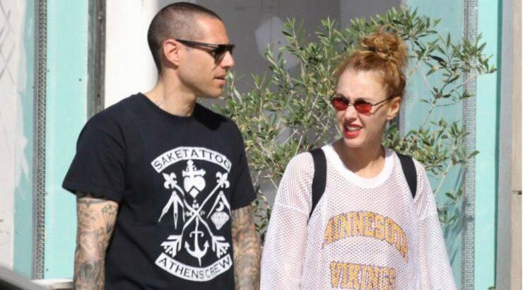 Πάρης Κασιδόκωστας: Ο σύντροφός της Τάμτας έκανε την πιο ανατρεπτική αλλαγή στα μαλλιά του [εικόνες]