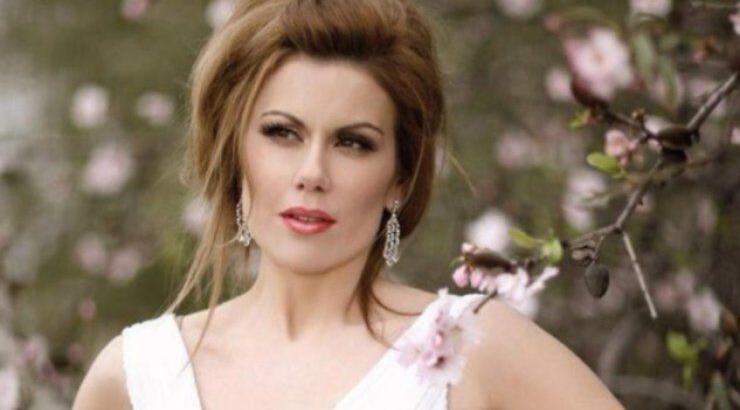 Κατέθεσε αγωγή εναντίον του Κ. Βαξεβάνη η Ευγενία