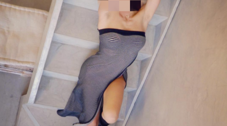 Επώνυμη Κύπρια “κολάζει” το instagram με το σέξι φόρεμά της!