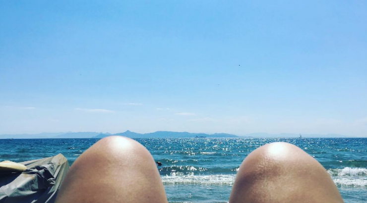 Ακομπλεξάριστη η Κύπρια ηθοποιός!