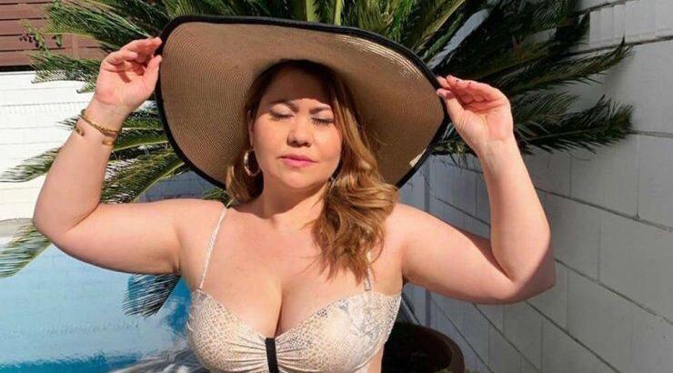 Μαριέλλα Σαββίδου: Η εικόνα της ηθοποιού στην παραλία χωρίς ρετούς!