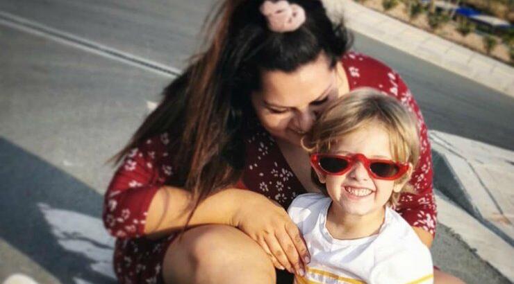 Μαριλένη Σταύρου: Ο μικρός Ορφέας ξαπλώνει στη φουσκωμένη κοιλιά της μαμάς του και είναι αξιολάτρευτος [βίντεο]