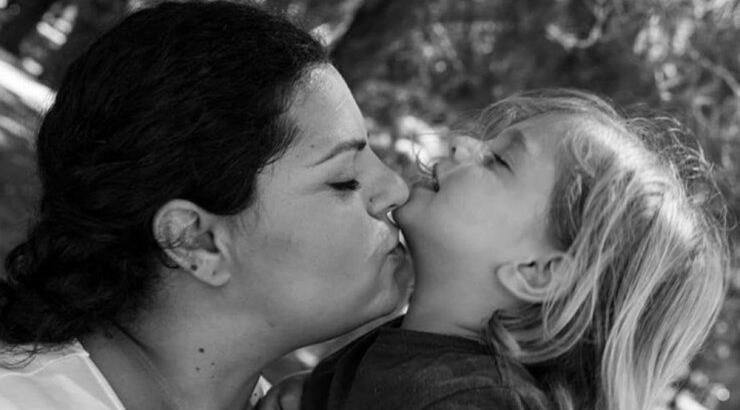 Μαριλένη Σταύρου: Η πόζα του μικρού Ορφέα που θα σας ξετρελάνει! [βίντεο]