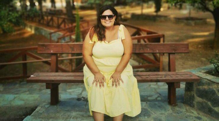 Μαριλένη Σταύρου: Ποζάρει μπροστά στον καθρέφτη και μας δείχνει τη φουσκωμένη της κοιλίτσα!