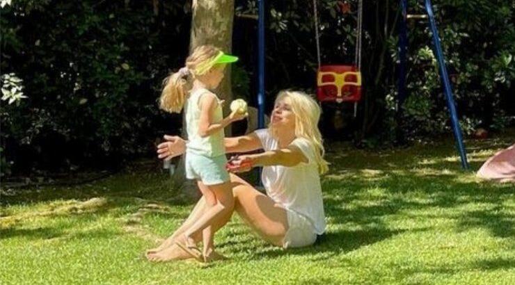 Ελένη Μενεγάκη: Το παράπονο που της κάνει συνεχώς η μικρή Μαρίνα [βίντεο]