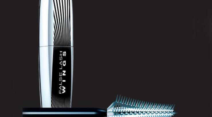 Βλεφαρίδες σαν φτερά πεταλούδας