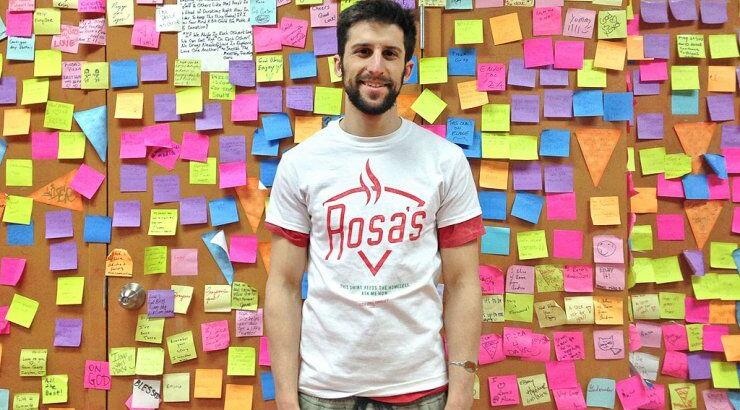 Από τη Wall Street σε πιτσαρία που βοηθά με μοναδικό τρόπο