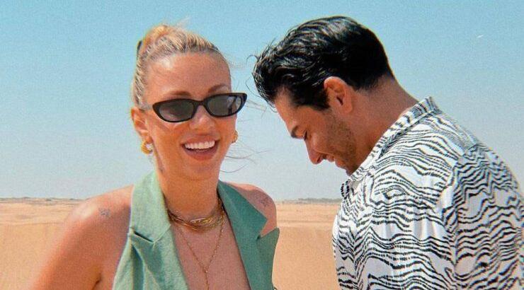 Γαρυφαλλιά Καληφώνη: Διασκεδάζει στο front row απολαμβάνοντας τον Χρήστο Μάστορα [εικόνες & βίντεο]