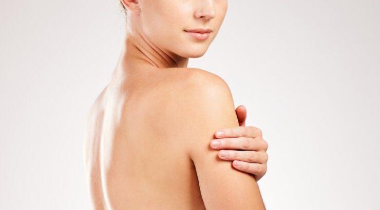 4 ερωτήσεις που πρέπει να κάνεις πριν την αυξητική των μαστών