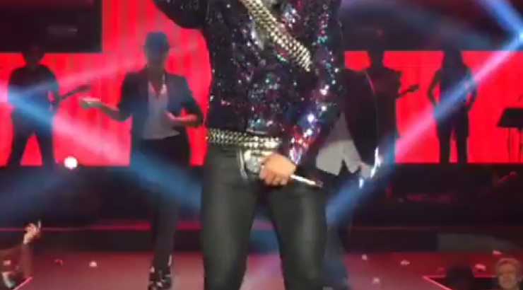 Η απίστευτη μεταμόρφωση επώνυμου Έλληνα σε Michael Jackson! [εικόνες & βίντεο]