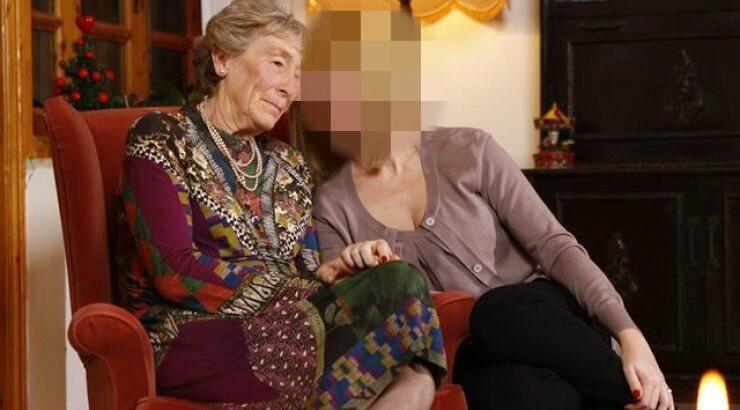 Πώς γιόρτασε Κύπρια ηθοποιός τα γενέθλια της μητέρας της [εικόνες]