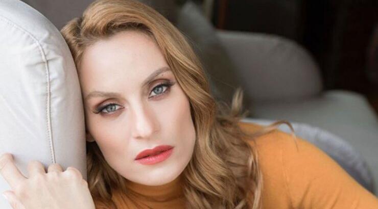 Ελεονώρα Μελέτη: Δεν πάει το μυαλό σας ποια Ελληνίδα ηθοποιός ήταν η πρώτη που έμαθε για την εγκυμοσύνη της 