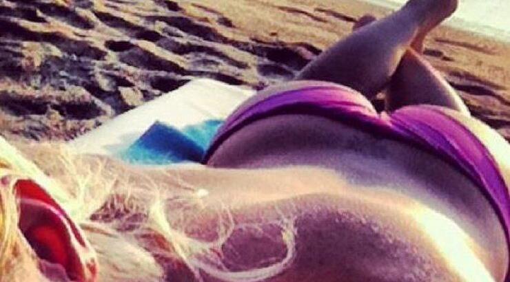 Ποια Ελληνίδα παρουσιάστρια ανέβασε αυτή τη sexy φωτογραφία στο instagram;