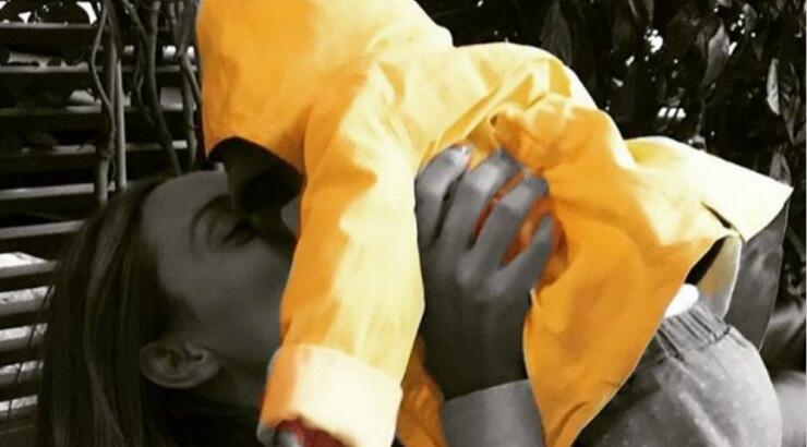 Ελεονώρα Μελέτη: Η απογευματινή της βόλτα με τη μικρή Αλεξάνδρα! [βίντεο]