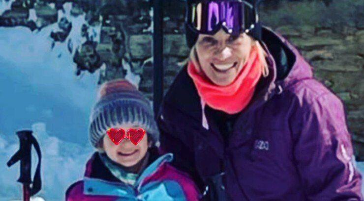 Ελεονώρα Μελέτη: Η κόρη της επισκέφθηκε το καμαρίνι της και δοκίμασε τις γόβες και τα ρούχα της! [βίντεο]