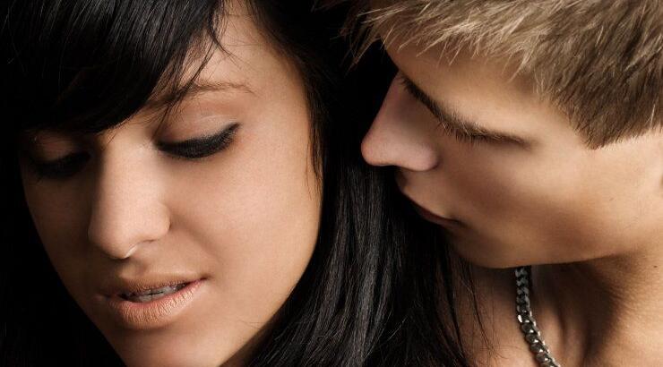 6 λεπτομέρειες που σίγουρα παρατηρεί ο σύντροφός σου σε σένα!