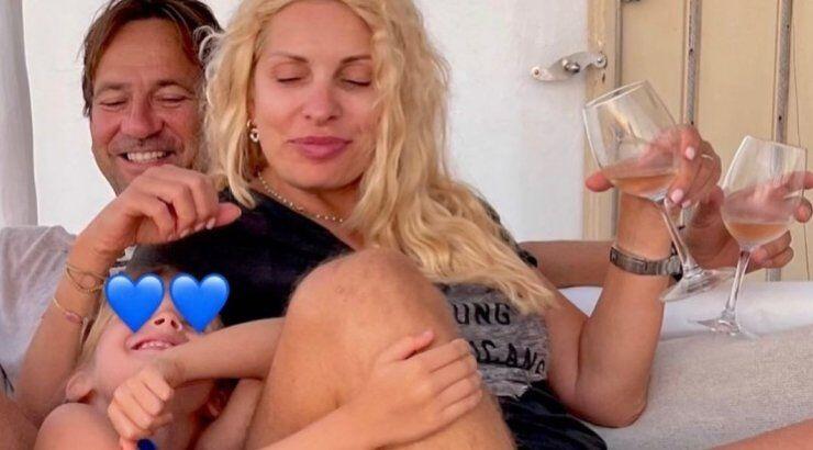 Ελένη Μενεγάκη: Οι οικογενειακές στιγμές που μοιράστηκε και το μήνυμα για τη γιορτή της Μαρίνας της [εικόνες]