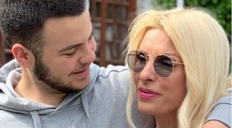 Ελένη Μενεγάκη: Οι τρυφερές στιγμές με τον γιο της Άγγελο!