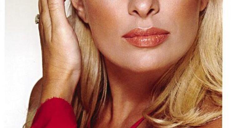 Η Μενεγάκη «έπαιξε κρυφτό» με τον Λιάγκα πάνω στο πλοίο!