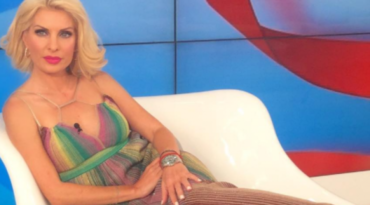 Η συγκίνηση της Ελένης Μενεγάκη στην τελευταία της εκπομπή για αυτή τη σεζόν!