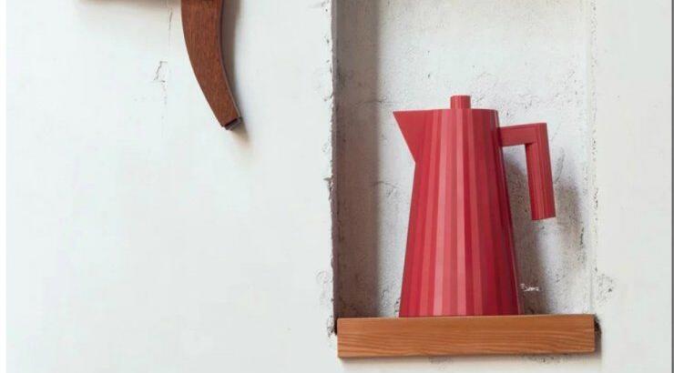 Μια πλισέ τσαγιέρα για λογαριασμό της Alessi