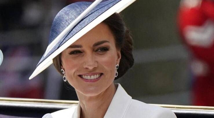 Ανησυχία για την υγεία της Kate Middleton: “Κάτι δεν πήγε καλά στη μετεγχειρητική περίοδο”