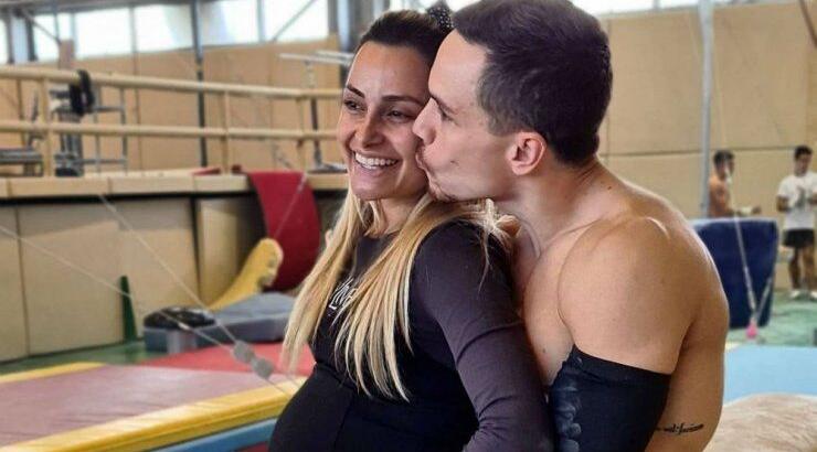 Πετρούνιας - Μιλλούση: Οικογενειακή βόλτα λίγο πριν έρθει ο πελαργός! [εικόνες]