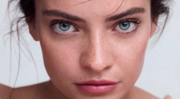 Kαταπολέμησε τις λεπτές γραμμές και τους μαύρους κύκλους για ένα λαμπερό και ξεκούραστο βλέμμα