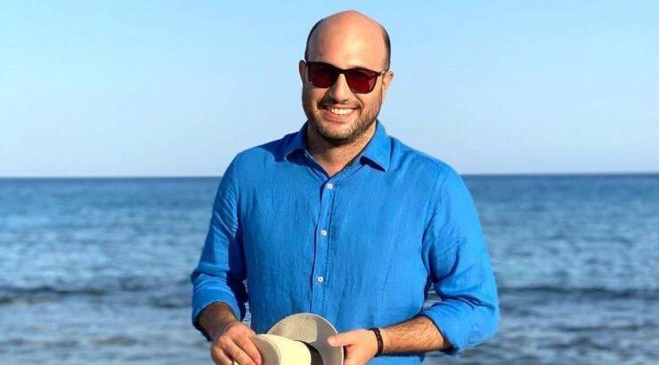 Ο Χρήστος Μιχάλαρος έκανε closing της σεζόν από… την παραλία [βίντεο]